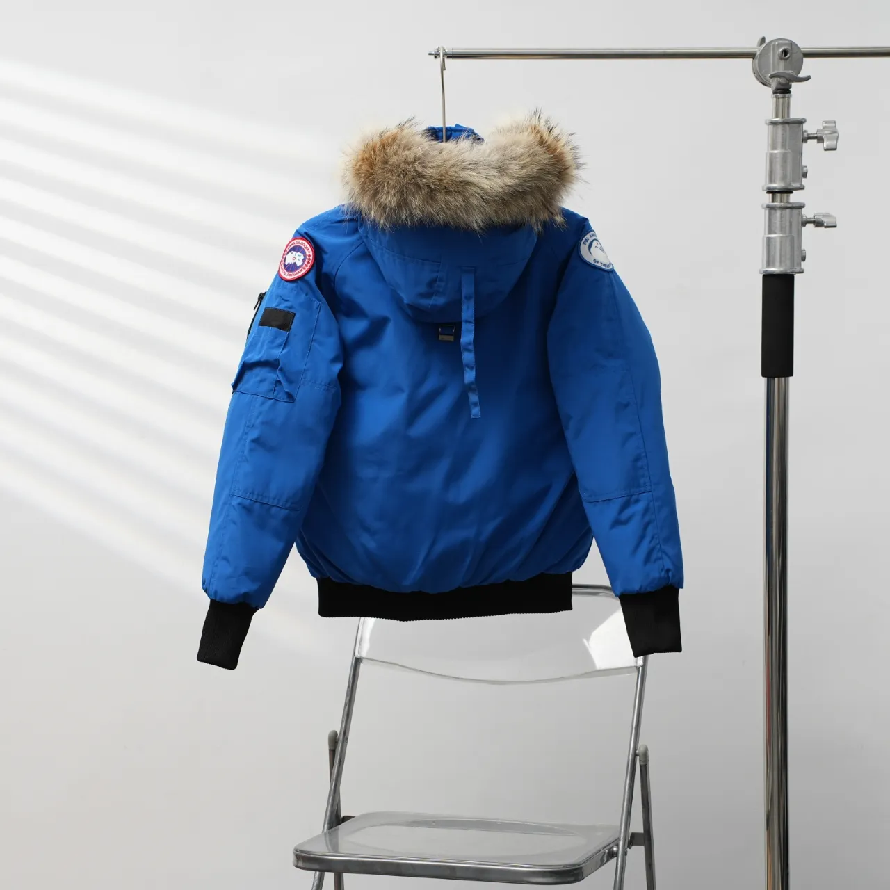 P720 CANADA GOOSE丨Canada Goose 02 hooded fur collar down jacket Color: sky blue Size: XS-XL